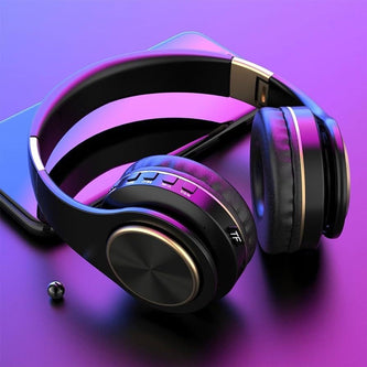Wireless earbuds and headphones